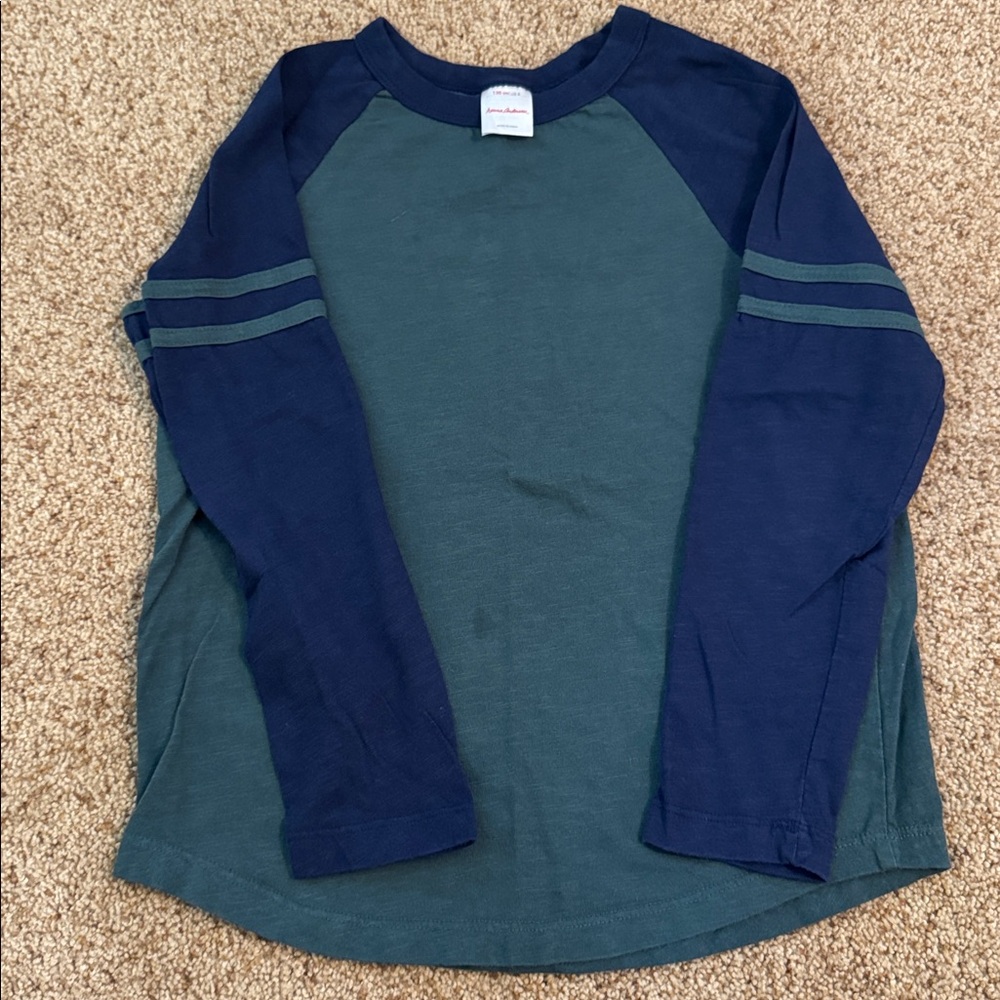Hanna Andersson Blue and Green Long Sleeve Tee